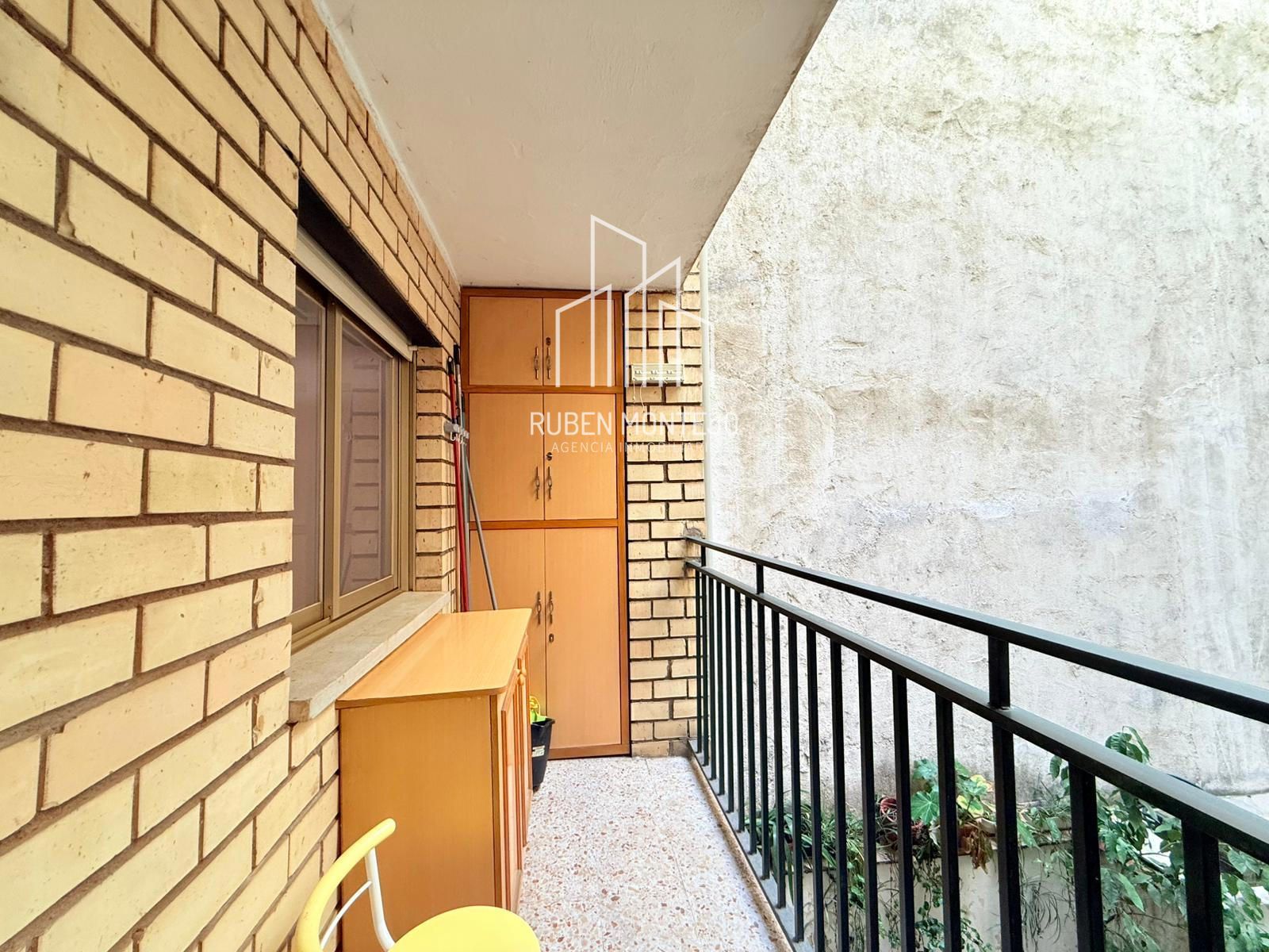 balcón - Luminosa vivienda en Fernando de la Peña