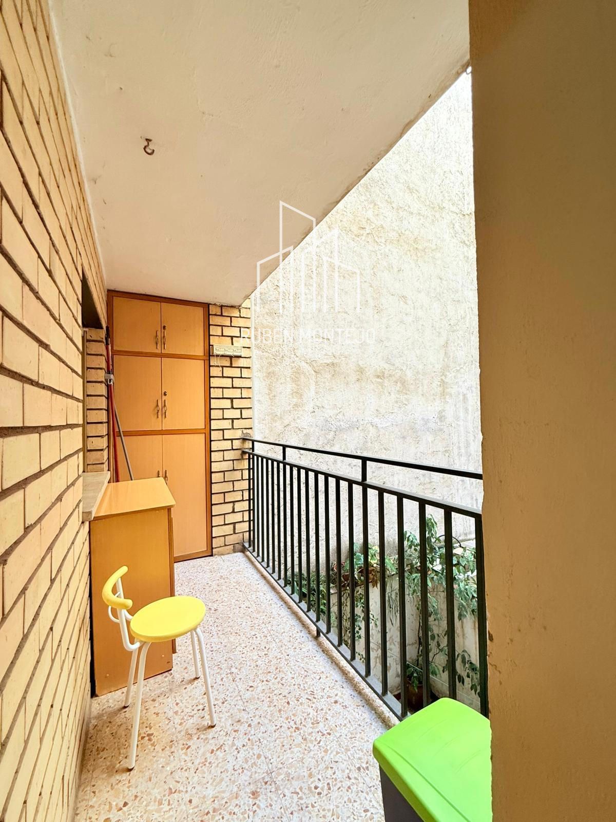 balcón - Luminosa vivienda en Fernando de la Peña