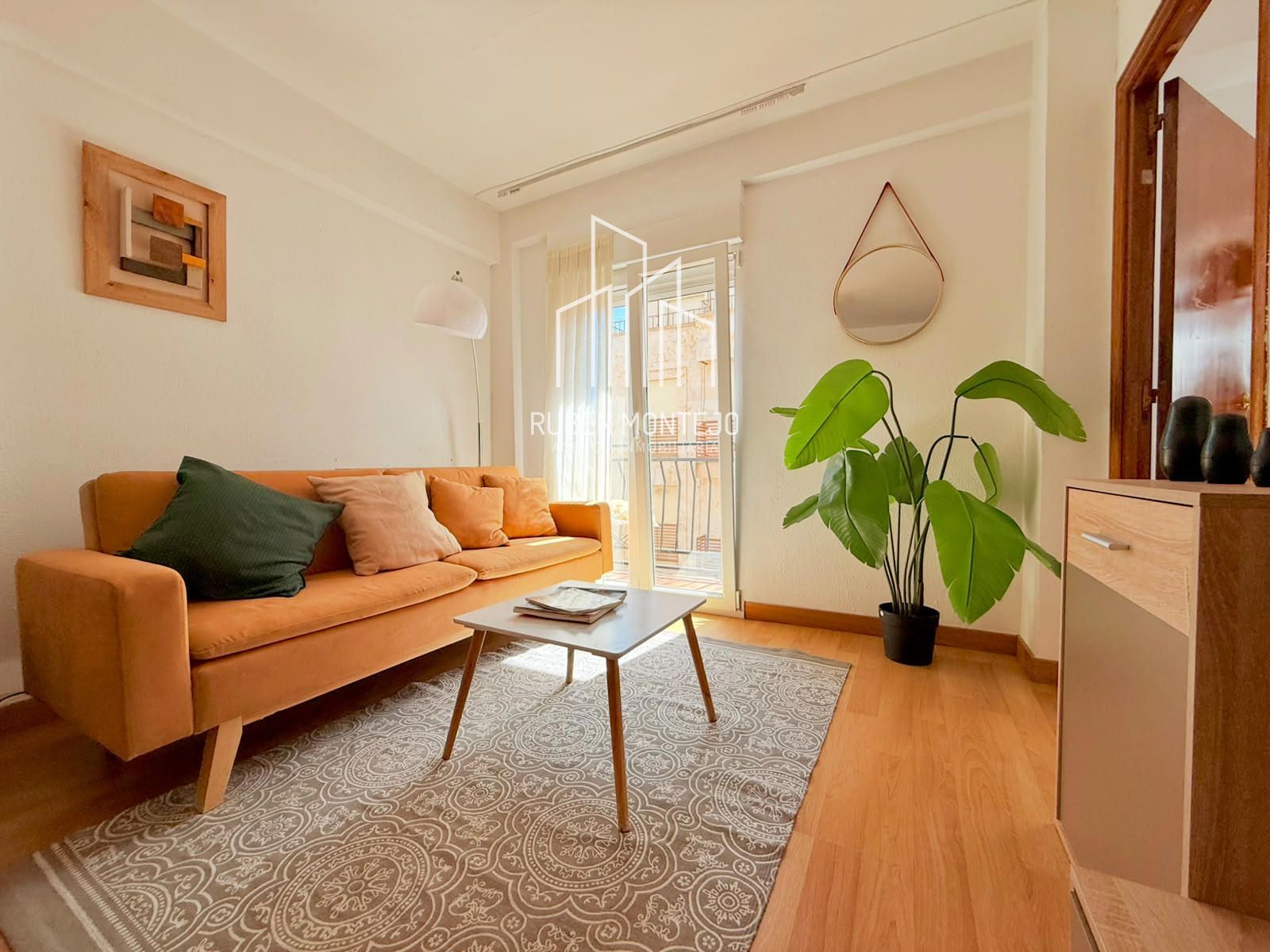 Salón - Luminosa vivienda junto Avenida de Villamayor
