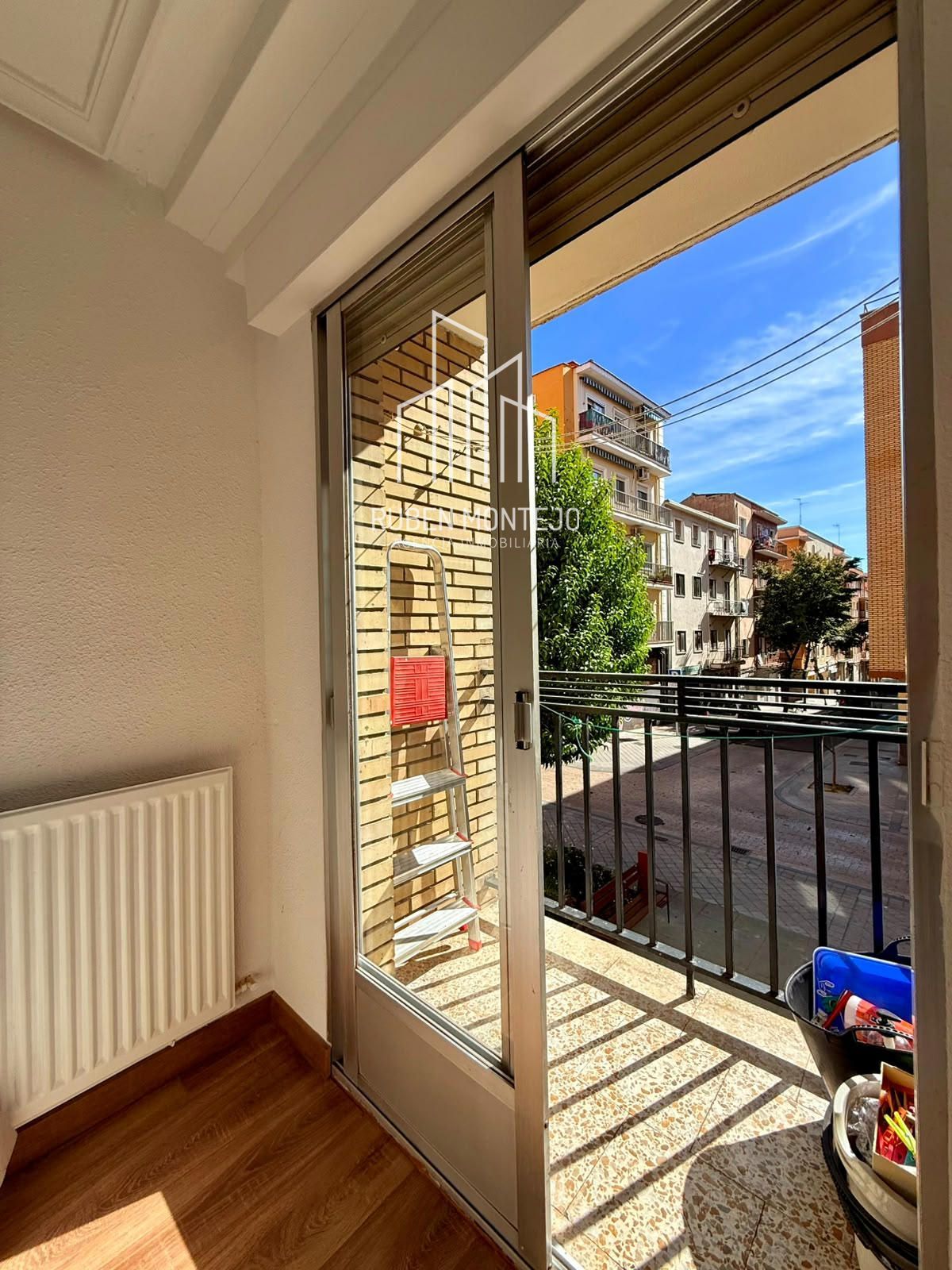 balcón - LUMINOSA VIVIENDA TODA EXTERIOR