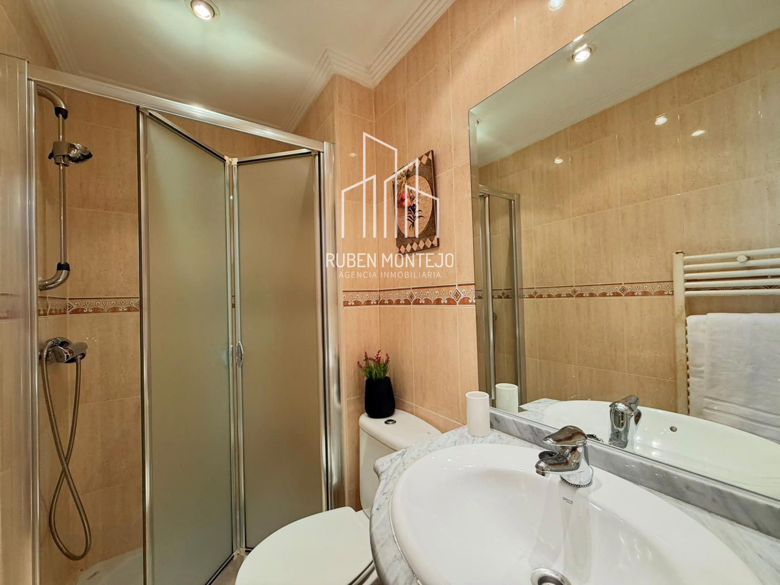 baño - LUMINOSA VIVIENDA TODA EXTERIOR