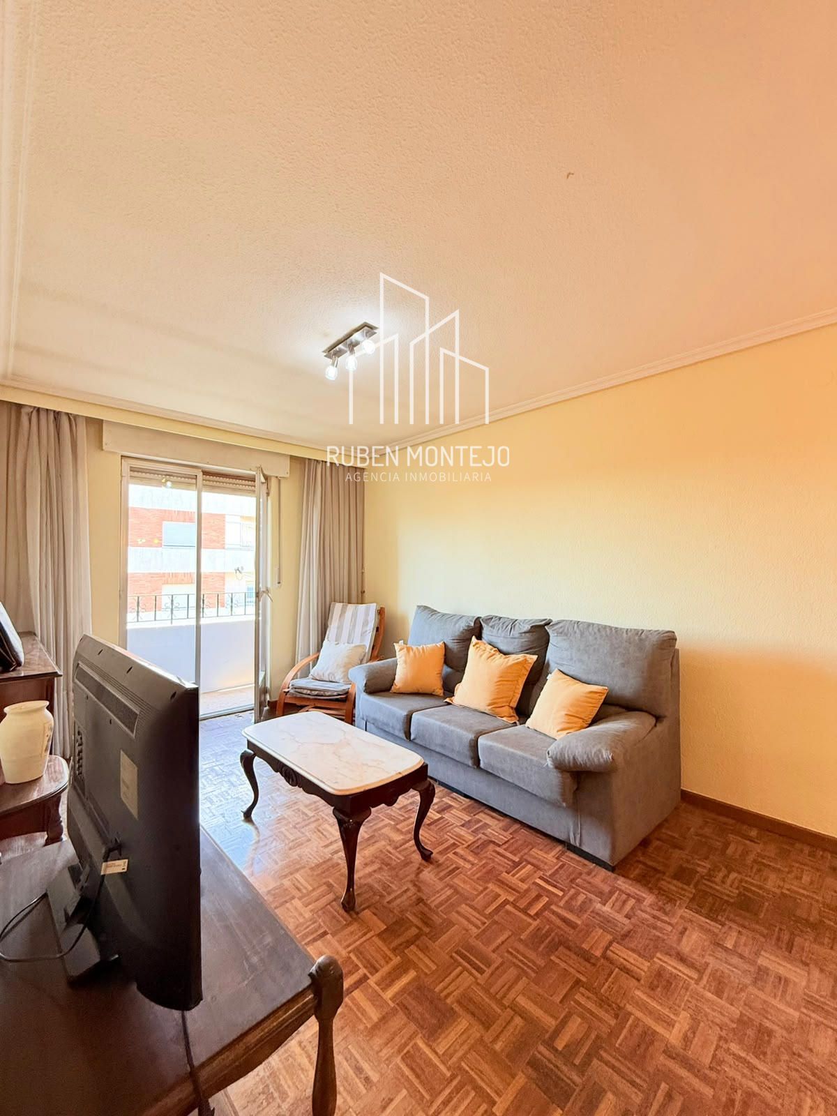 salón - LUMINOSA VIVIENDA TOTALMENTE EXTERIOR