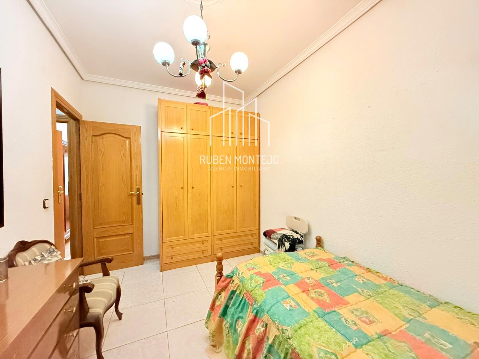 Dormitorio 4 - AMPLIA VIVIENDA EN PRIMER TRAMO AV VILLAMAYOR