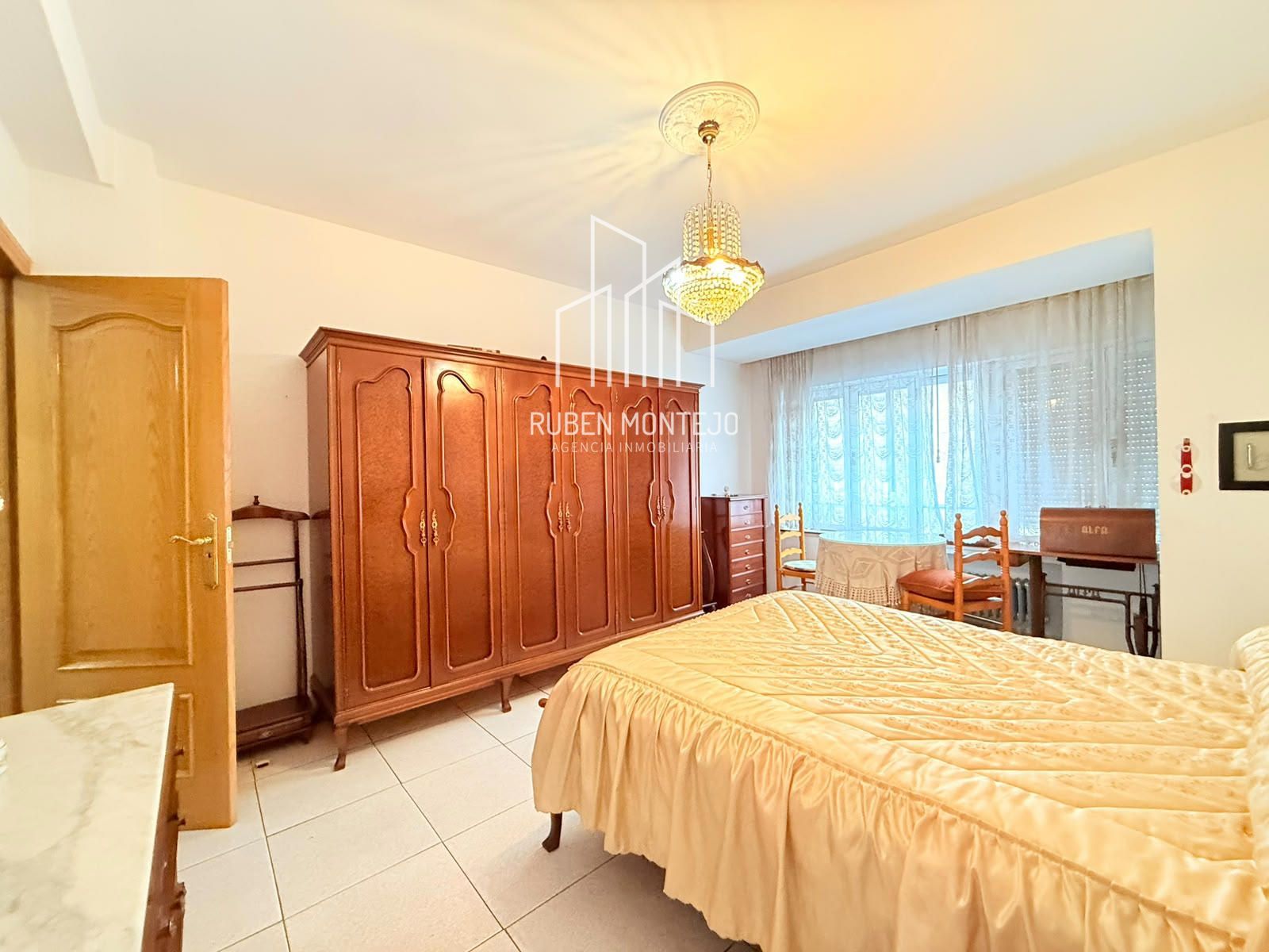 Dormitorio 5 - AMPLIA VIVIENDA EN PRIMER TRAMO AV VILLAMAYOR