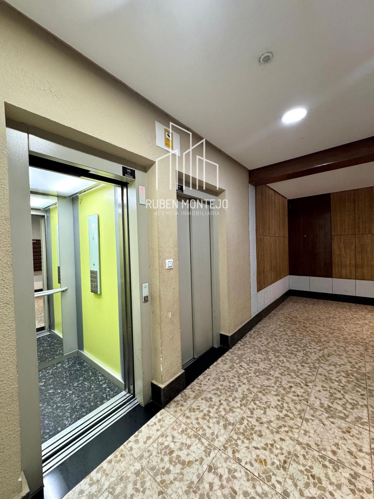 ascensores - AMPLIA VIVIENDA EN PRIMER TRAMO AV VILLAMAYOR