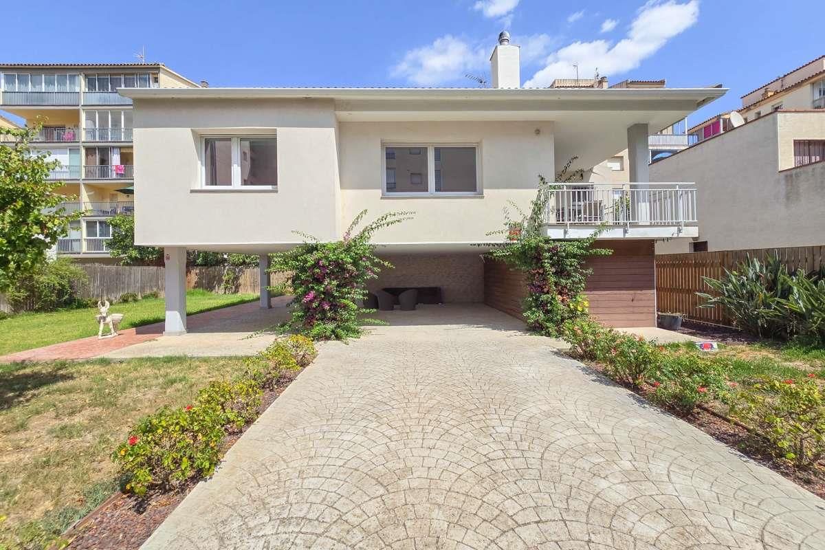 Detached Villa for sale Roses, Girona. Ref: 3699. Immo Rubi Julia