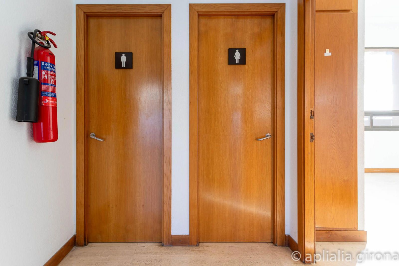 Local en venta  Girona  19/24