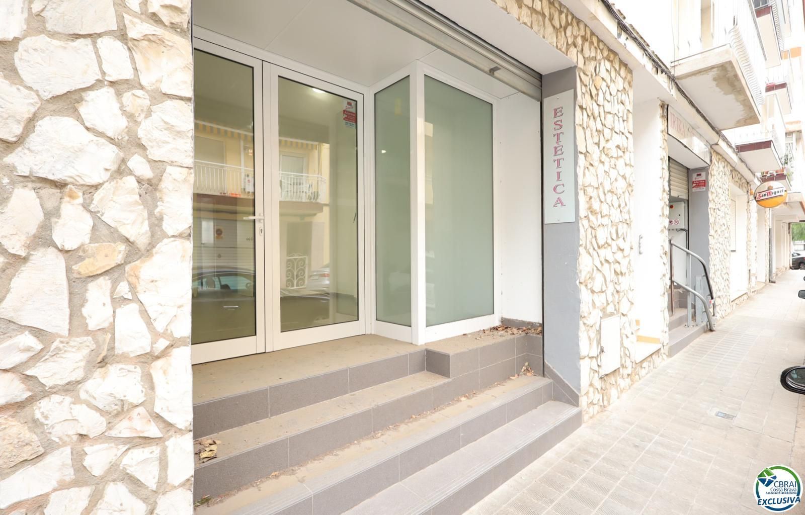 Local Comercial en venda Roses, Girona. Ref: 3795. Immo Rubi Julia