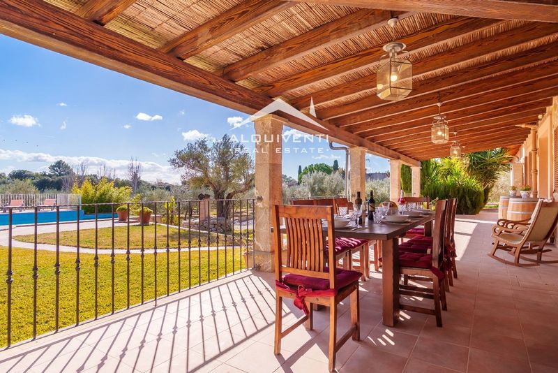 Chalet Independiente Selva, Baleares. Ref: 1017. Alquiventi Real Estate