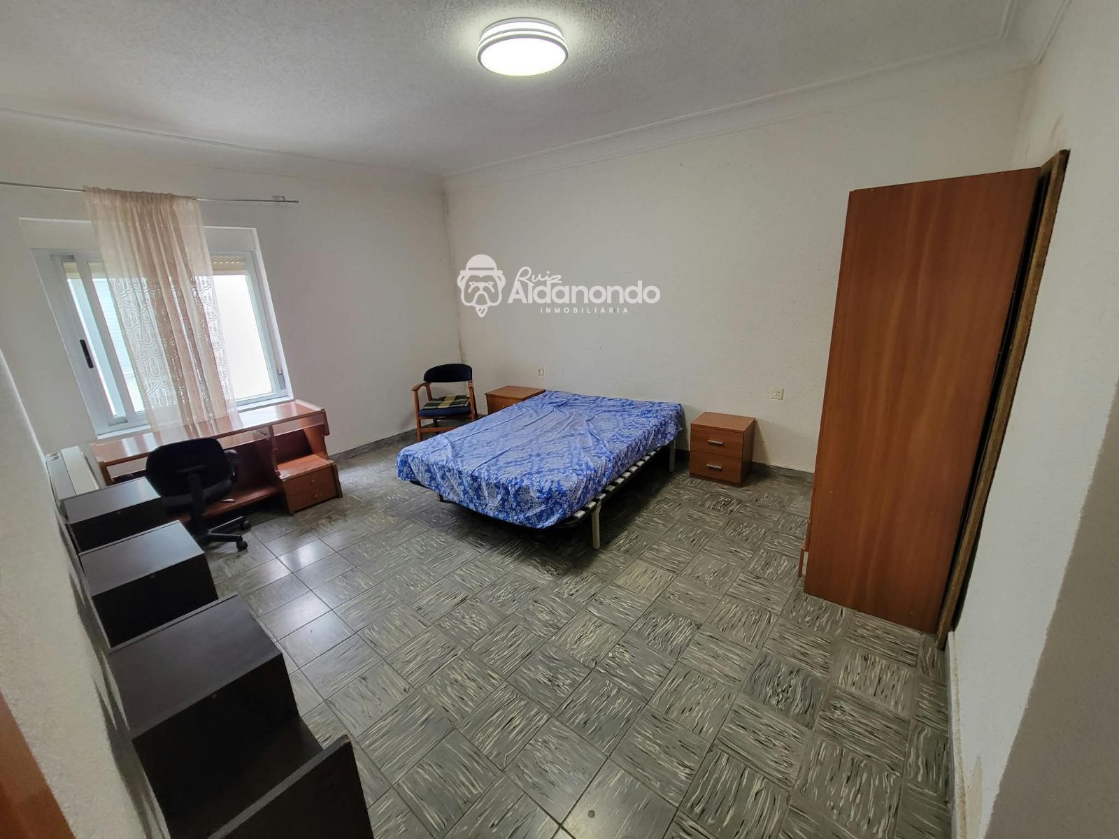 PISO DE 4 DORMITORIOS CON VISTAS A LA CATEDRAL - Foto 4
