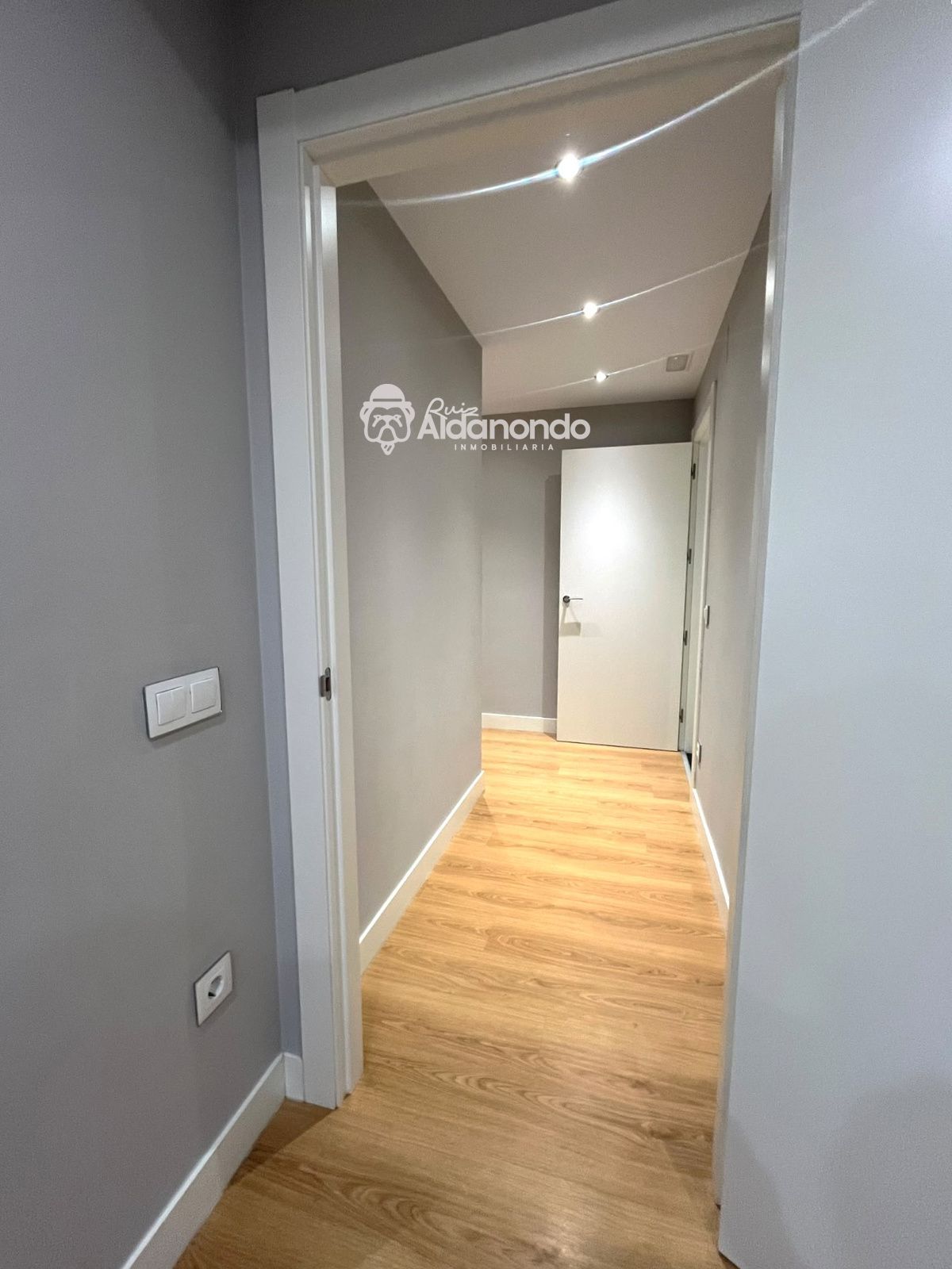 VIVIENDA REFORMADA EN PLENO CENTRO DE SALAMANCA - Foto 25