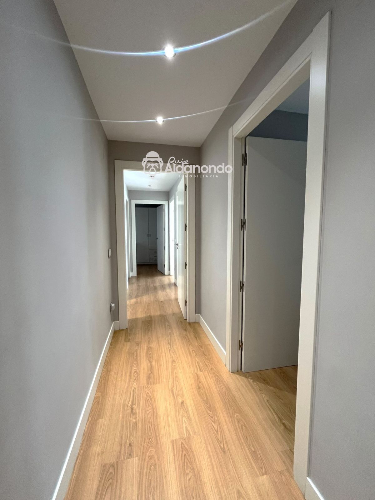 VIVIENDA REFORMADA EN PLENO CENTRO DE SALAMANCA - Foto 45