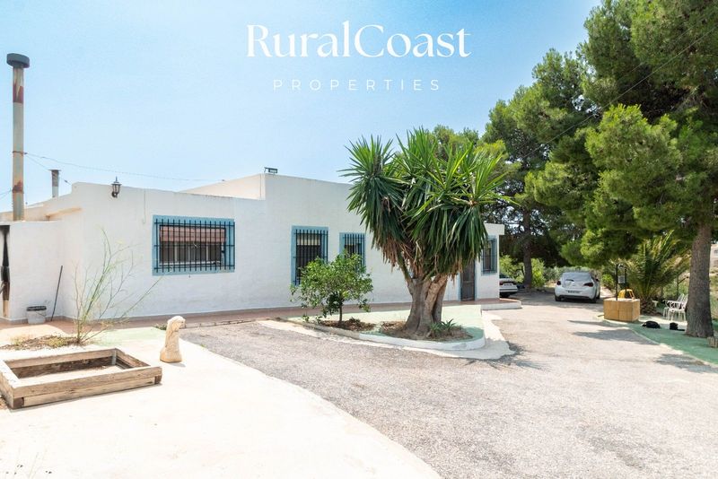 Detached Villa for sale Busot, Alicante. Ref: 3691. Ruralcoast Properties