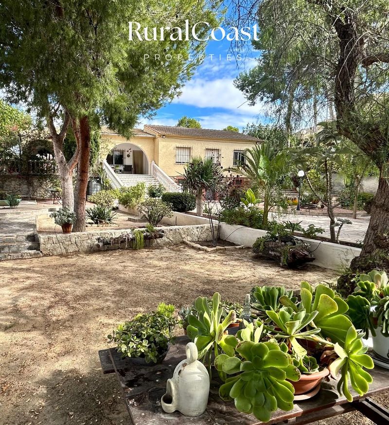 Detached Villa for sale Busot, Alicante. Ref: 6091. Ruralcoast Properties