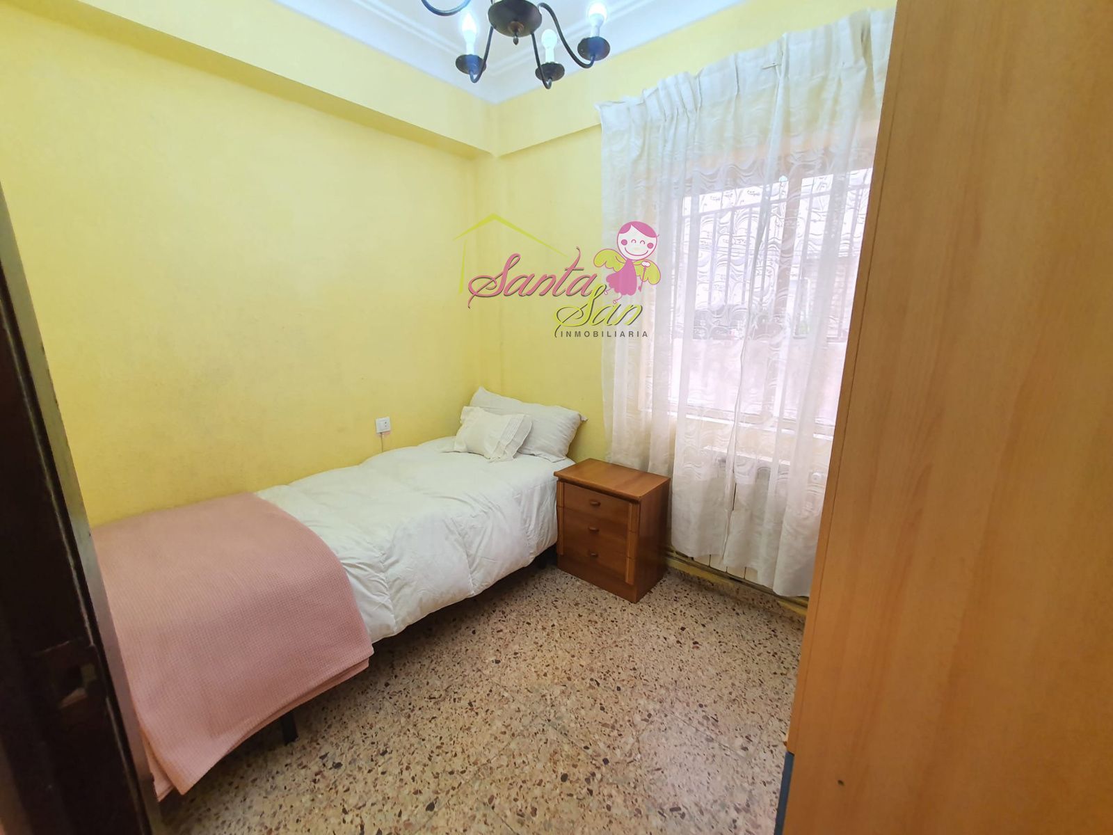 SE VENDE PISO JUNTO PUERTA ZAMORA