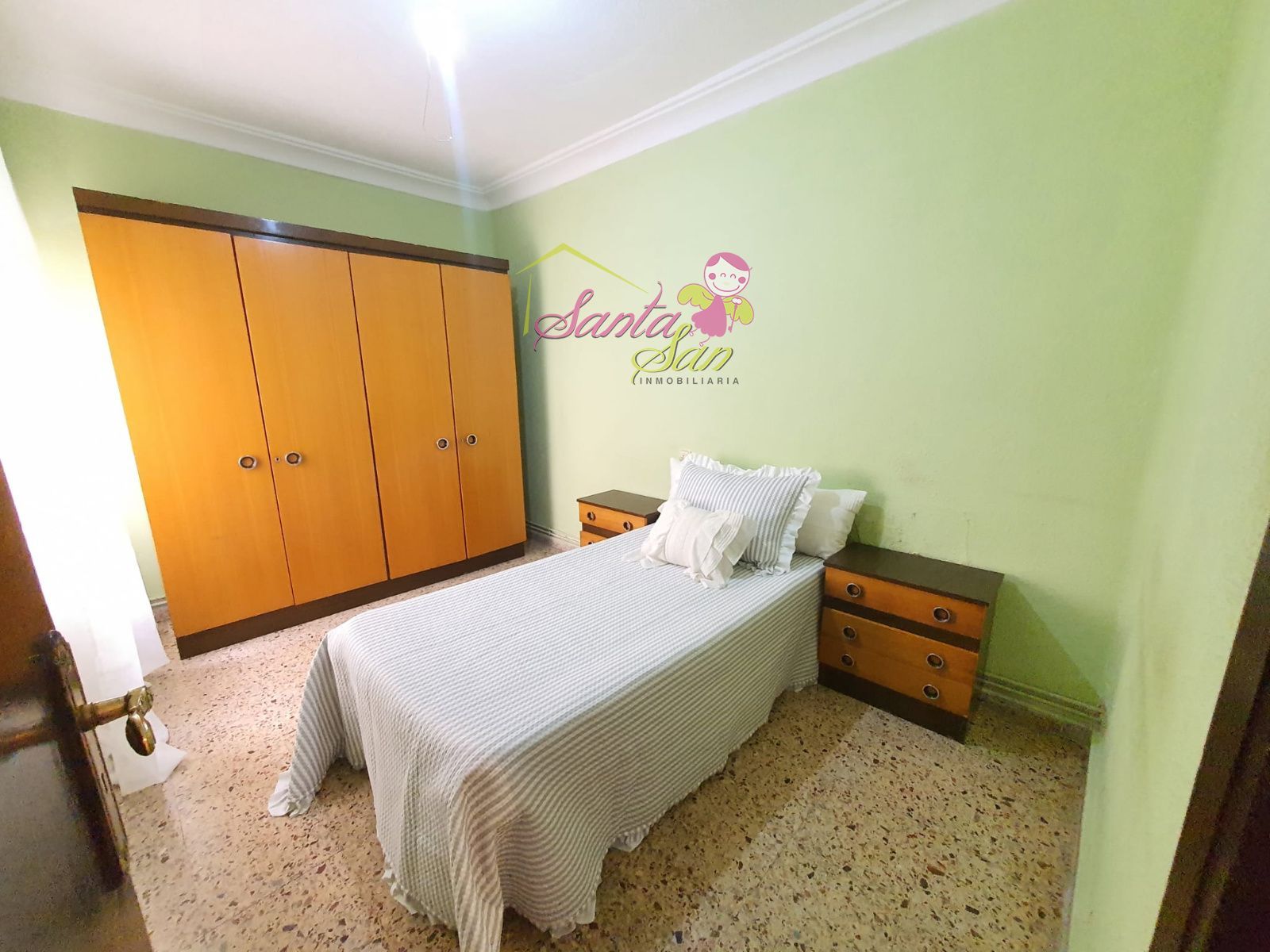 SE VENDE PISO JUNTO PUERTA ZAMORA