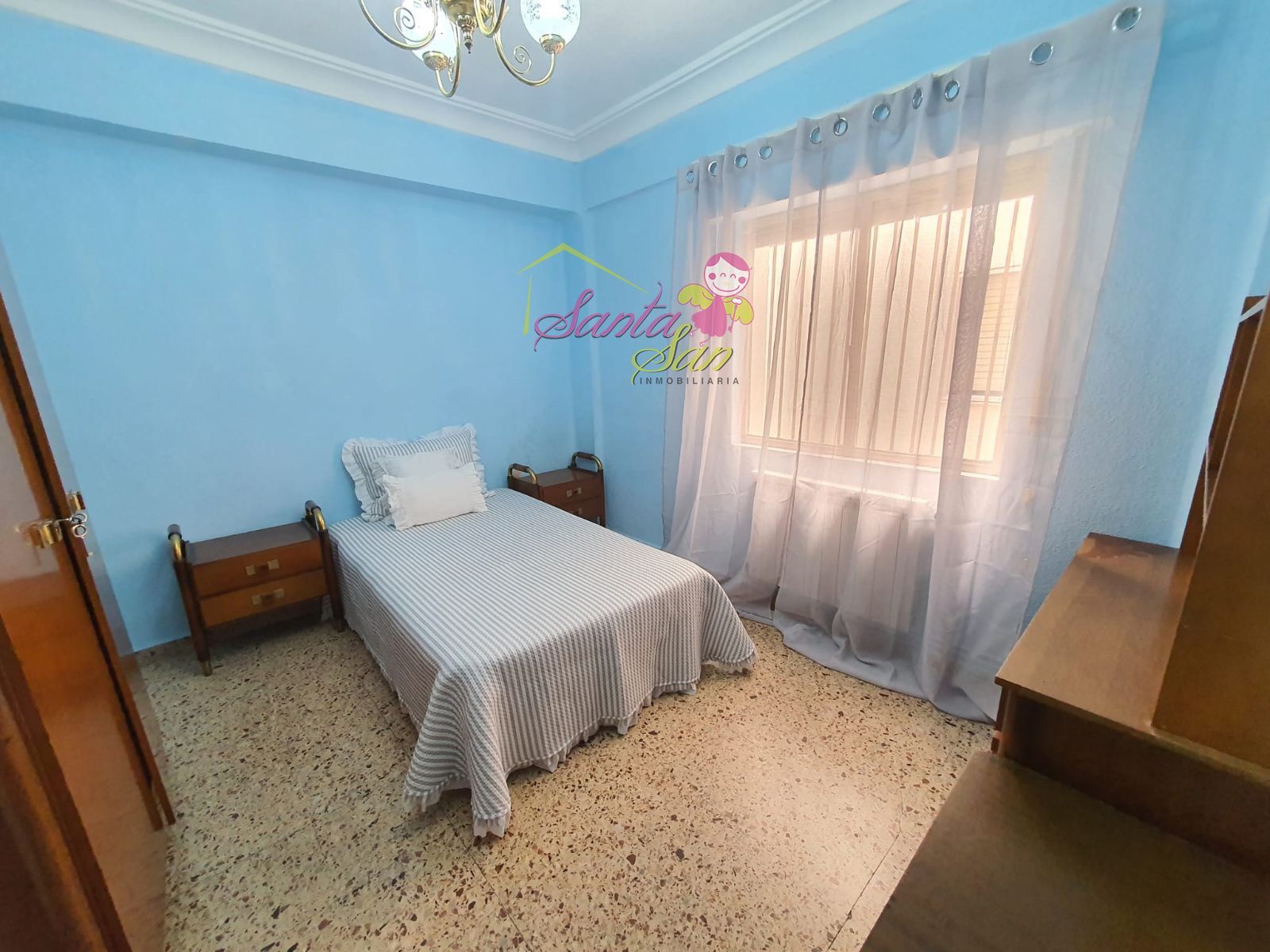 SE VENDE PISO JUNTO PUERTA ZAMORA