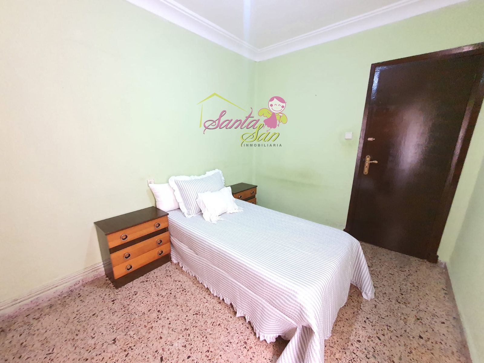SE VENDE PISO JUNTO PUERTA ZAMORA