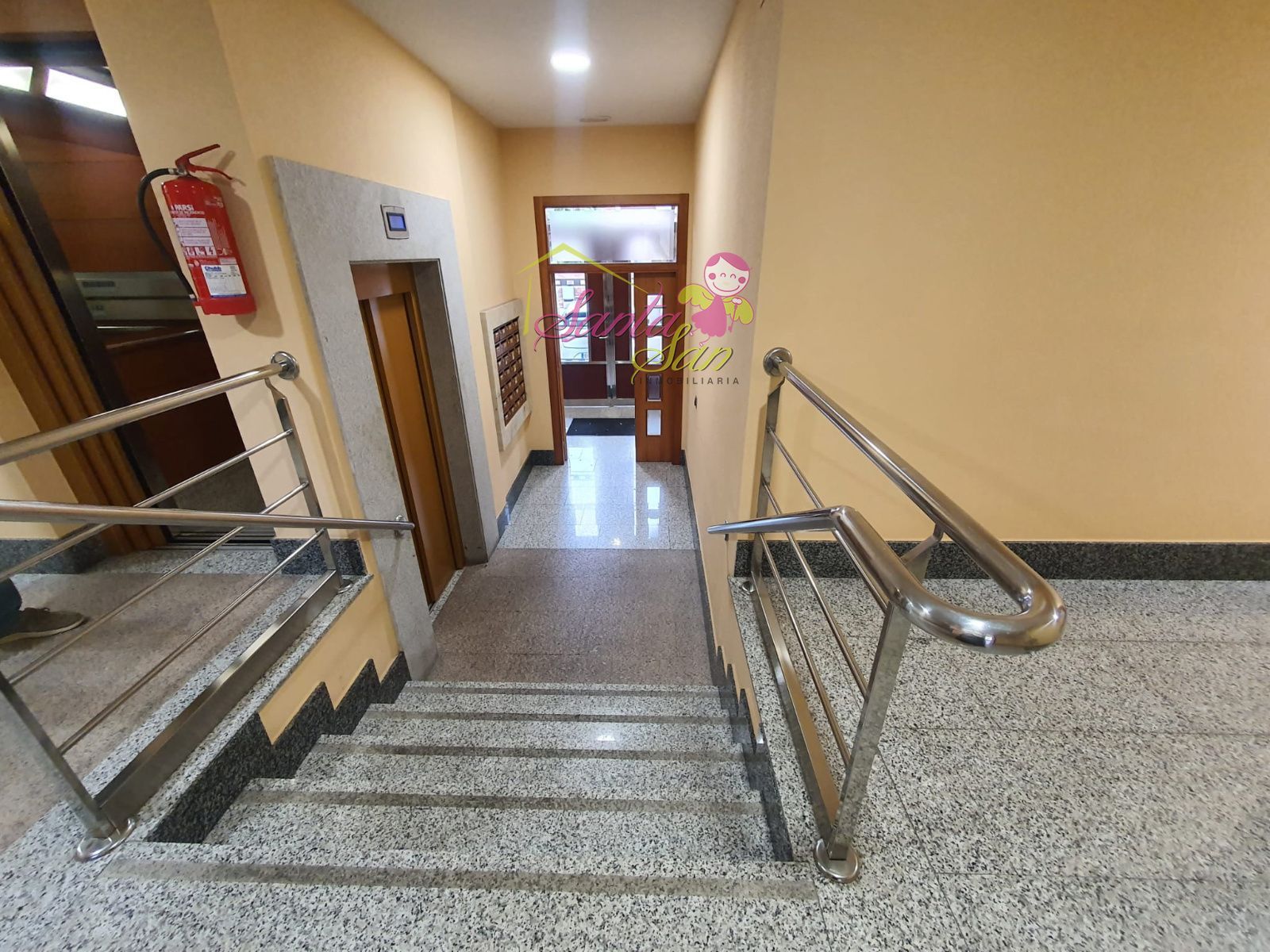 SE VENDE PRECISO APARTAMENTO EN VILLARES