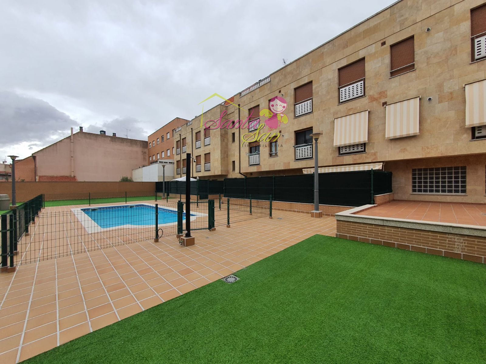 SE VENDE PRECISO APARTAMENTO EN VILLARES