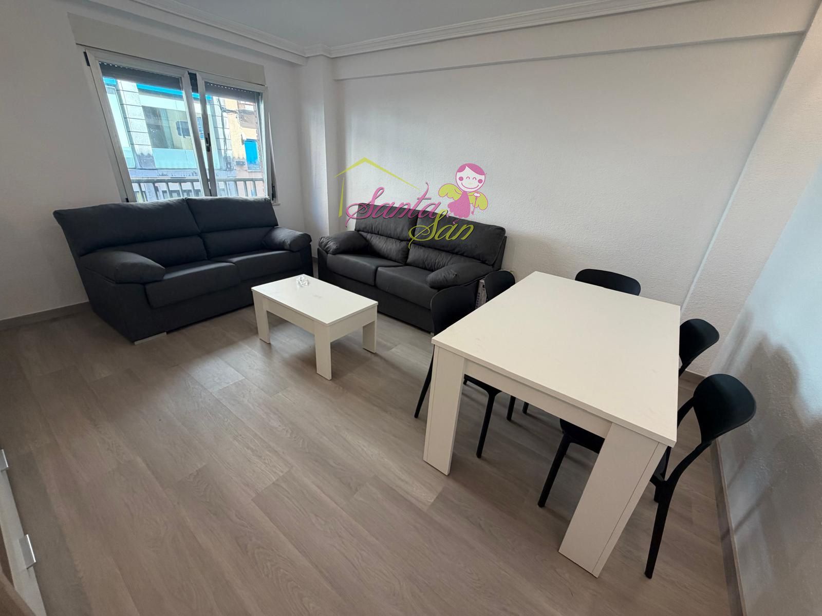 SE ALQUILA PISO DE 4 HABITACIONES. ALQUILER ESTUDIANTES. TODOS LOS GASTOS INCLUIDOS