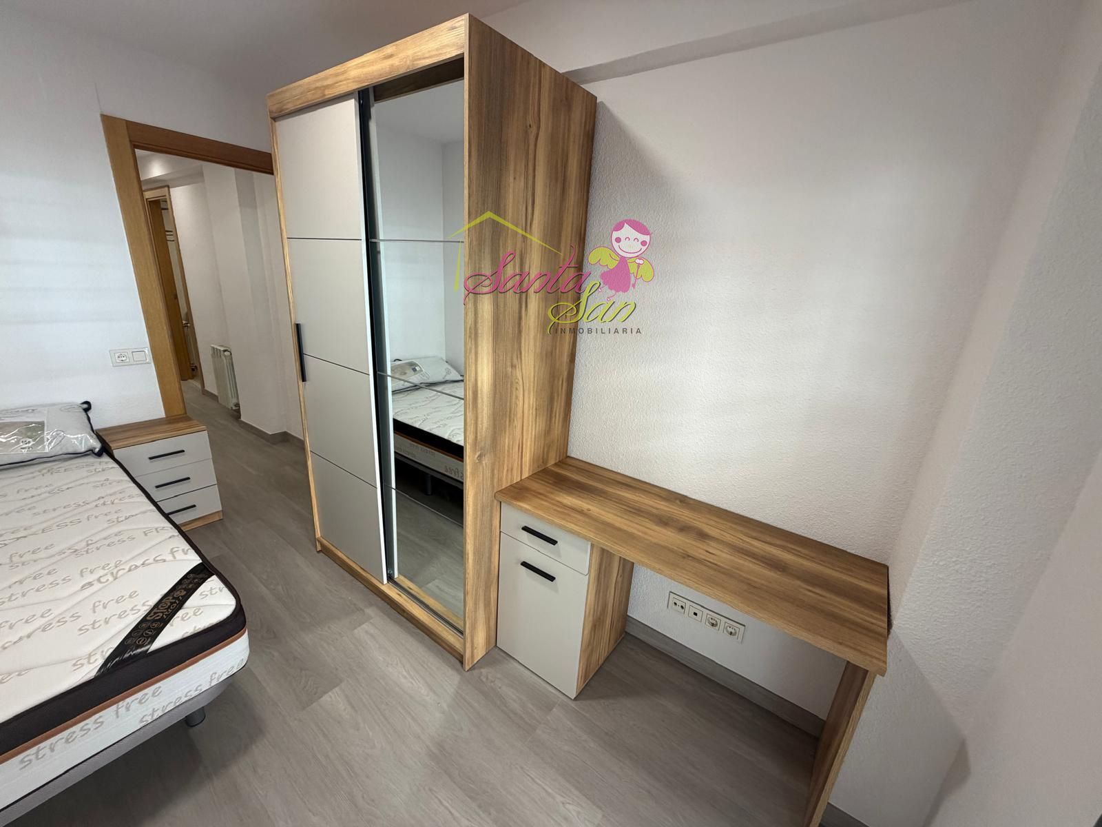 SE ALQUILA PISO DE 4 HABITACIONES. ALQUILER ESTUDIANTES. TODOS LOS GASTOS INCLUIDOS