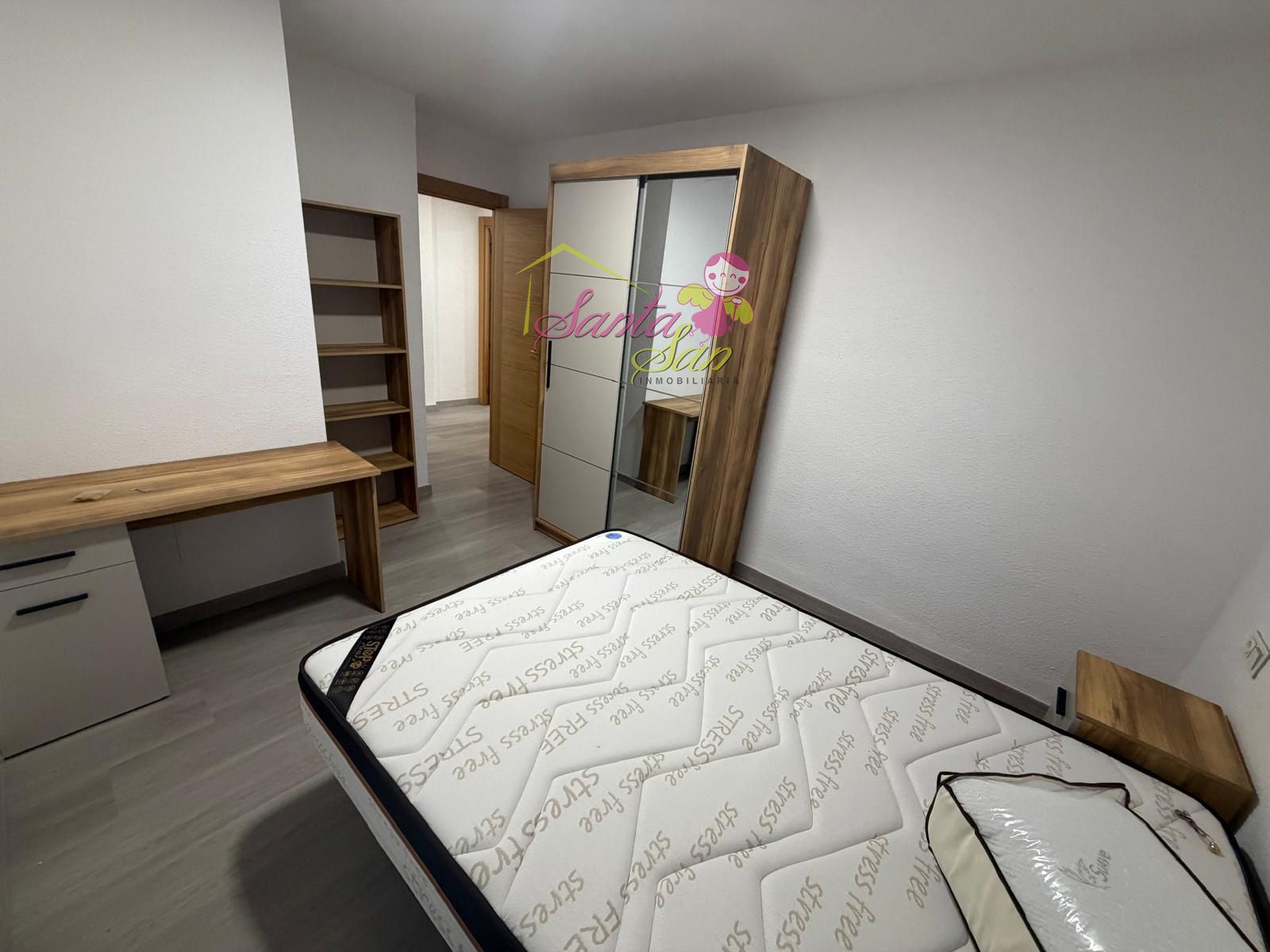 SE ALQUILA PISO DE 4 HABITACIONES. ALQUILER ESTUDIANTES. TODOS LOS GASTOS INCLUIDOS