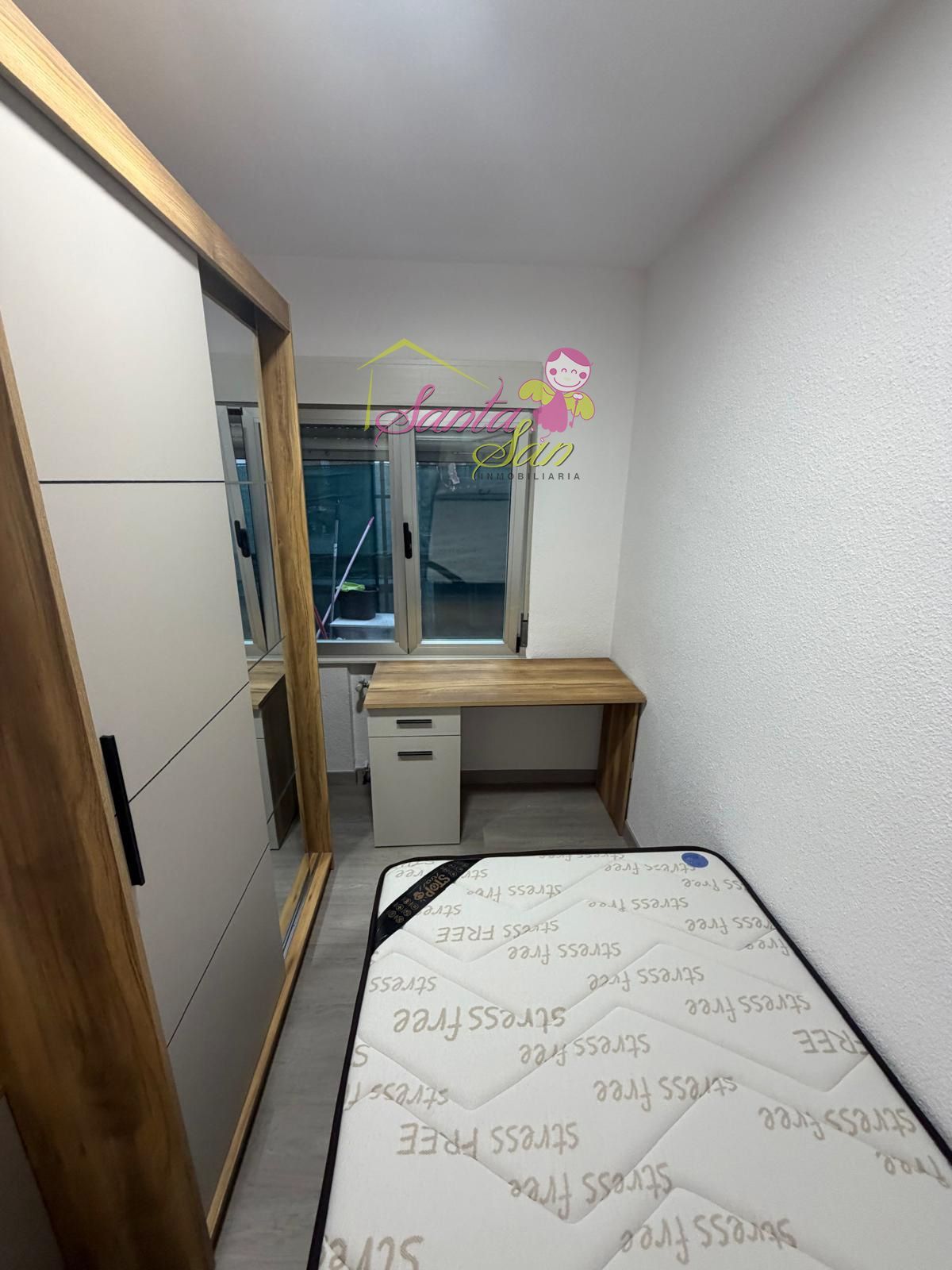 SE ALQUILA PISO DE 4 HABITACIONES. ALQUILER ESTUDIANTES. TODOS LOS GASTOS INCLUIDOS
