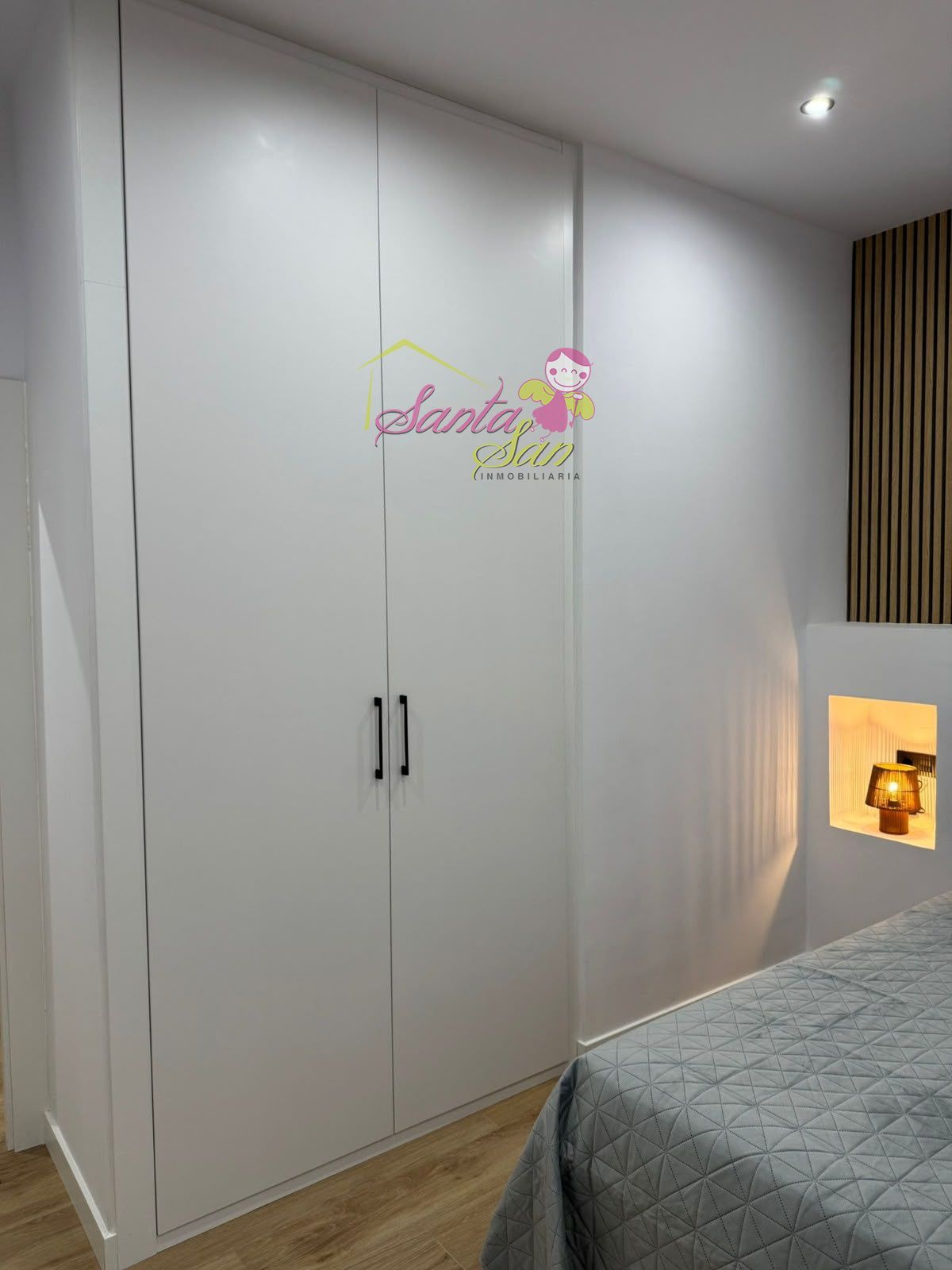 SE VENDE FANTÁSTICO ESTUDIO JUNTO PARQUE PICASSO COMPLETAMENTE NUEVO