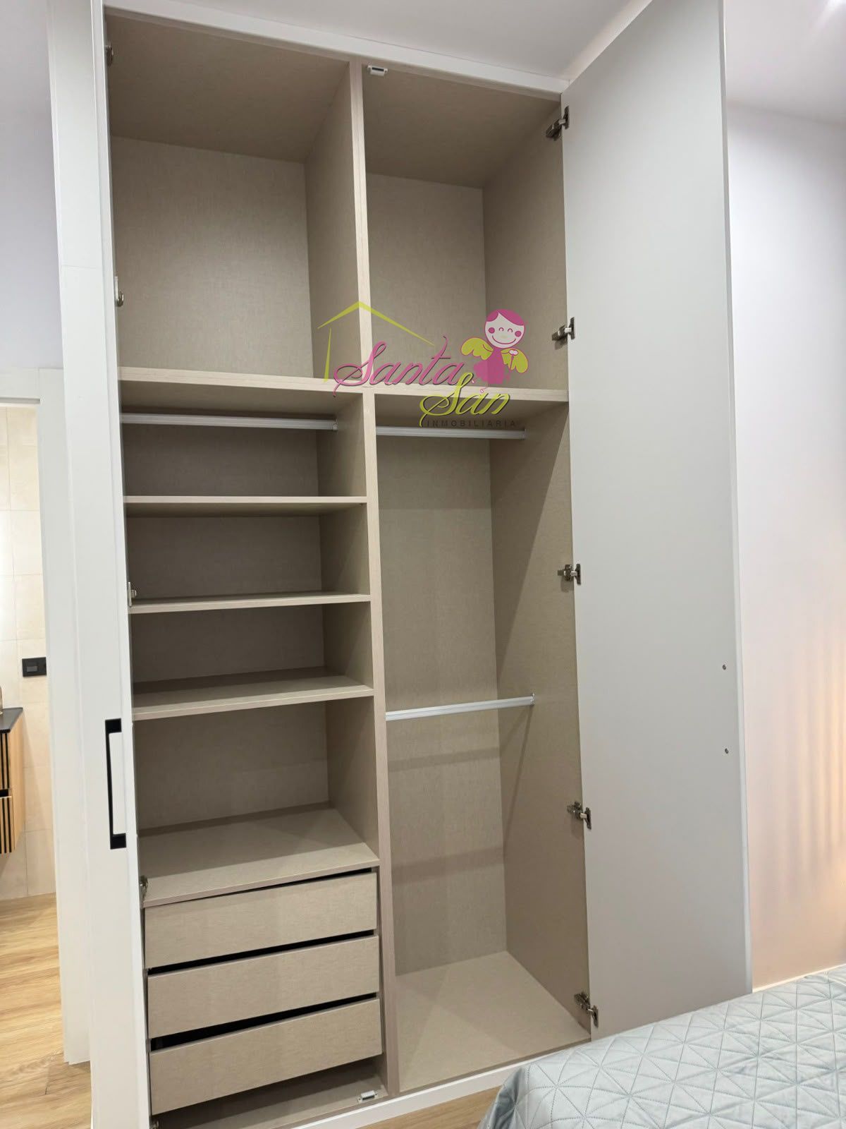 SE VENDE FANTÁSTICO ESTUDIO JUNTO PARQUE PICASSO COMPLETAMENTE NUEVO