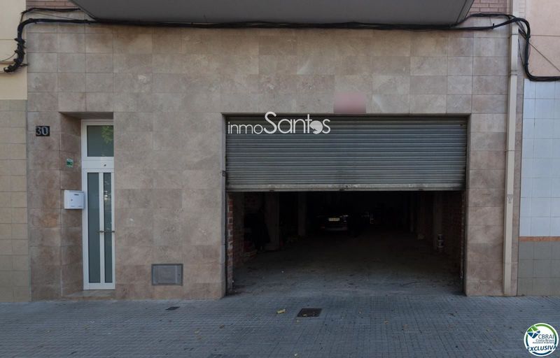 Locaux en vente Roses, Girona. Ref: 1023. Inmosantos