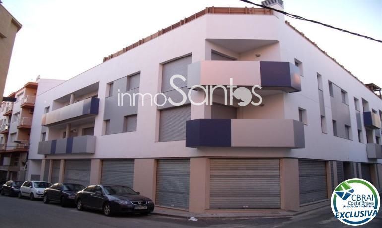 Locaux en vente Roses, Girona. Ref: 1058. Inmosantos