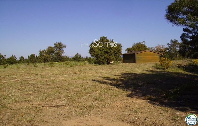 Parcelle en vente Garriguella, Girona. Ref: 1410. Inmosantos