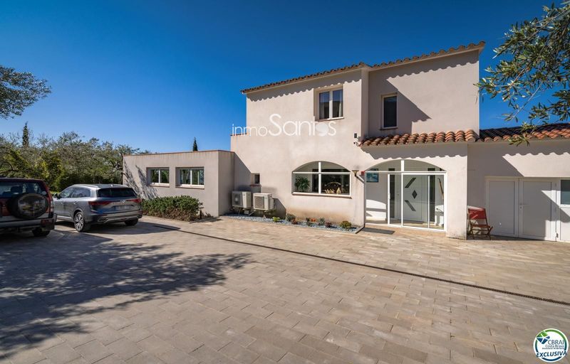 Maison de Ville en vente Palau-Saverdera, Girona. Ref: 1430. Inmosantos