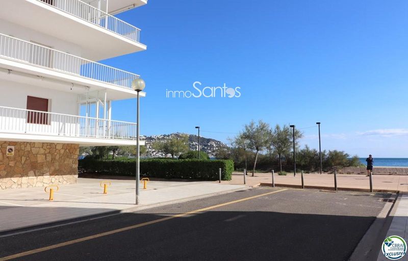 Appartement en vente Roses, Girona. Ref: 1609. Inmosantos