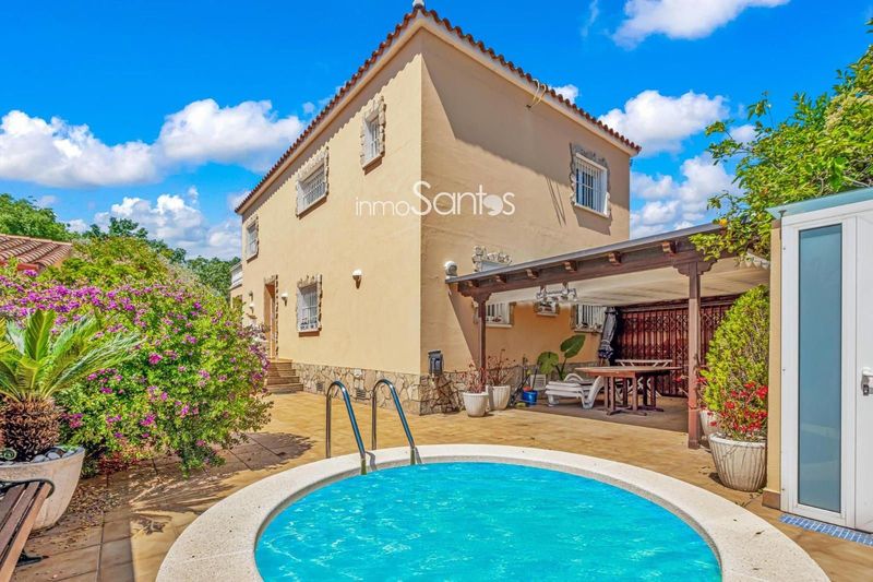 Maison de Ville en vente Empuriabrava, Girona. Ref: 1793. Inmosantos