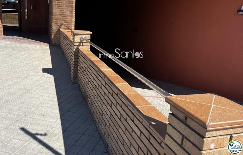 Garage en vente Figueres, Girona. Ref: 1905. Inmosantos