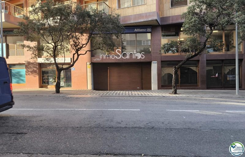 Garage for sale Figueres, Girona. Ref: 2043. Inmosantos