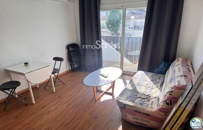 Flat for sale Empuriabrava, Girona. Ref: 2075. Inmosantos