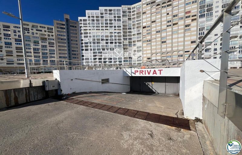 Garage for sale Empuriabrava, Girona. Ref: 2115. Inmosantos