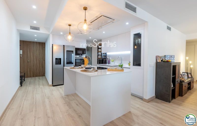 Piso en venta Roses, Girona. Ref: 2152. Inmosantos