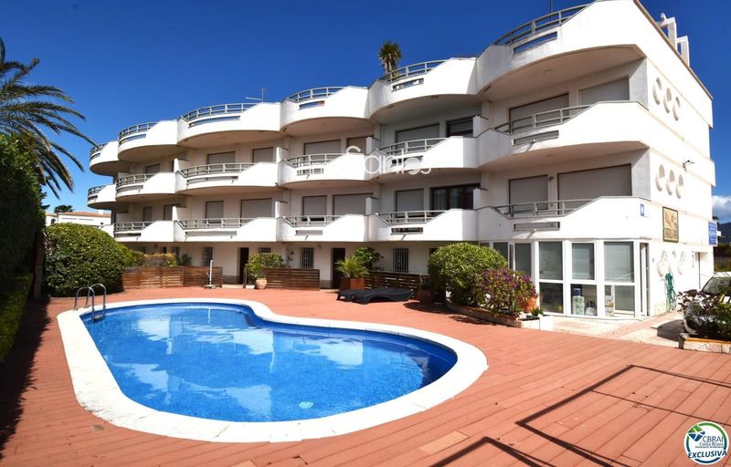 Maison de Ville en vente Empuriabrava, Girona. Ref: 2343. Inmosantos