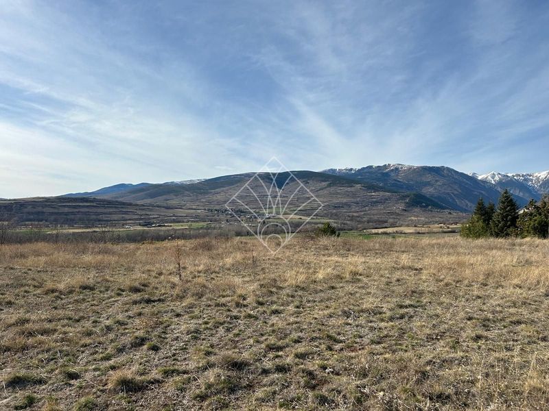 Parcela en venta Puigcerdà, Girona. Ref: 1013. Savya Real Estate