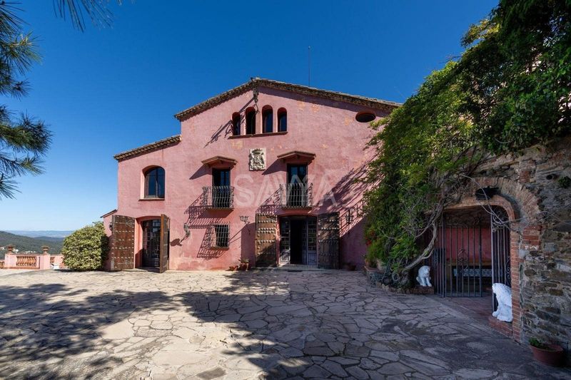 Casa en venta Barcelona. Ref: 1025. Savya Real Estate