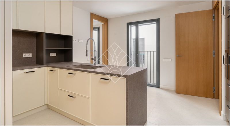 Piso en venta Barcelona. Ref: 1036. Savya Real Estate