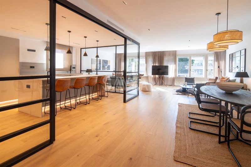 Piso en alquiler Barcelona. Ref: 1099. Savya Real Estate