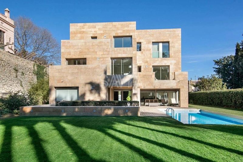 Casa en venta Barcelona. Ref: 1188. Savya Real Estate