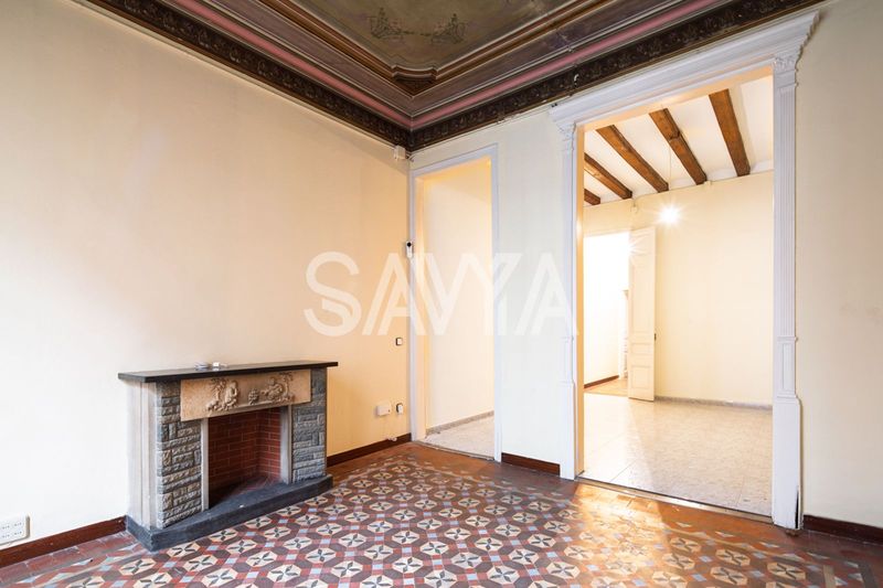 Flat for sale Barcelona. Ref: 1392. Savya Real Estate