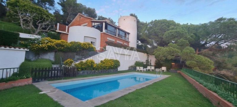 Casa en venta Barcelona. Ref: 1490. Savya Real Estate