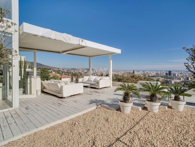 Casa en venta Barcelona. Ref: 1523. Savya Real Estate